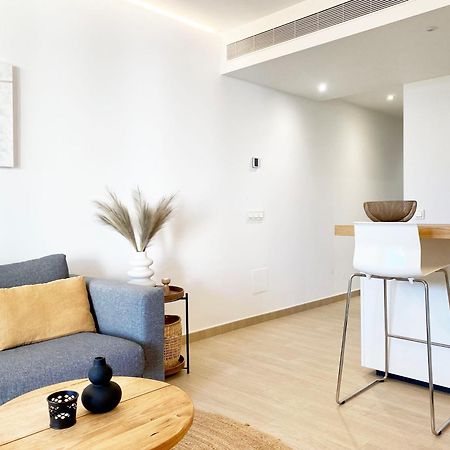 Fantastic Apartment In The Wave Just Steps From Carvajal Beach - Pool And Free Parking Fuengirola Exterior foto