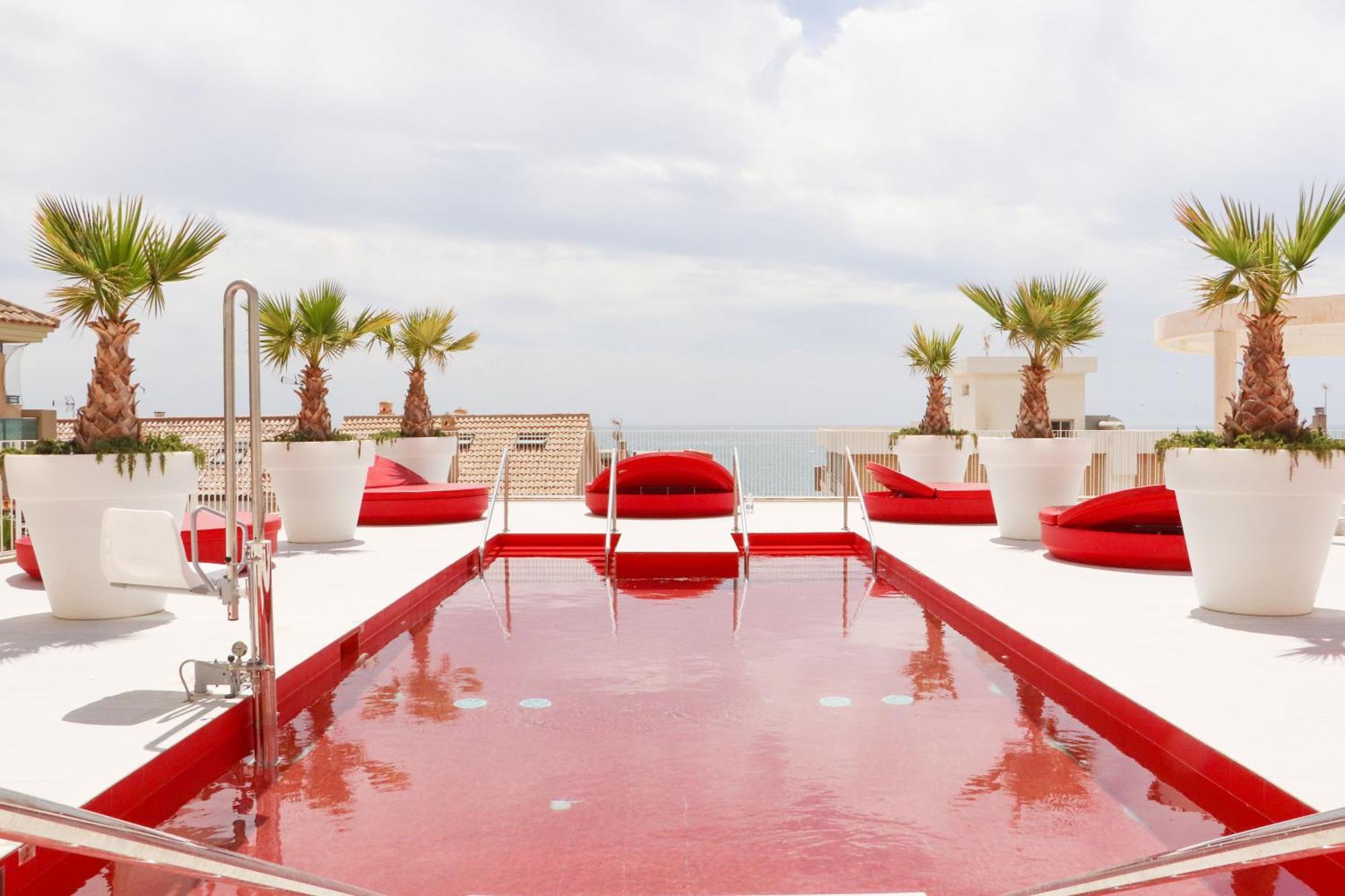 Fantastic Apartment In The Wave Just Steps From Carvajal Beach - Pool And Free Parking Fuengirola Exterior foto