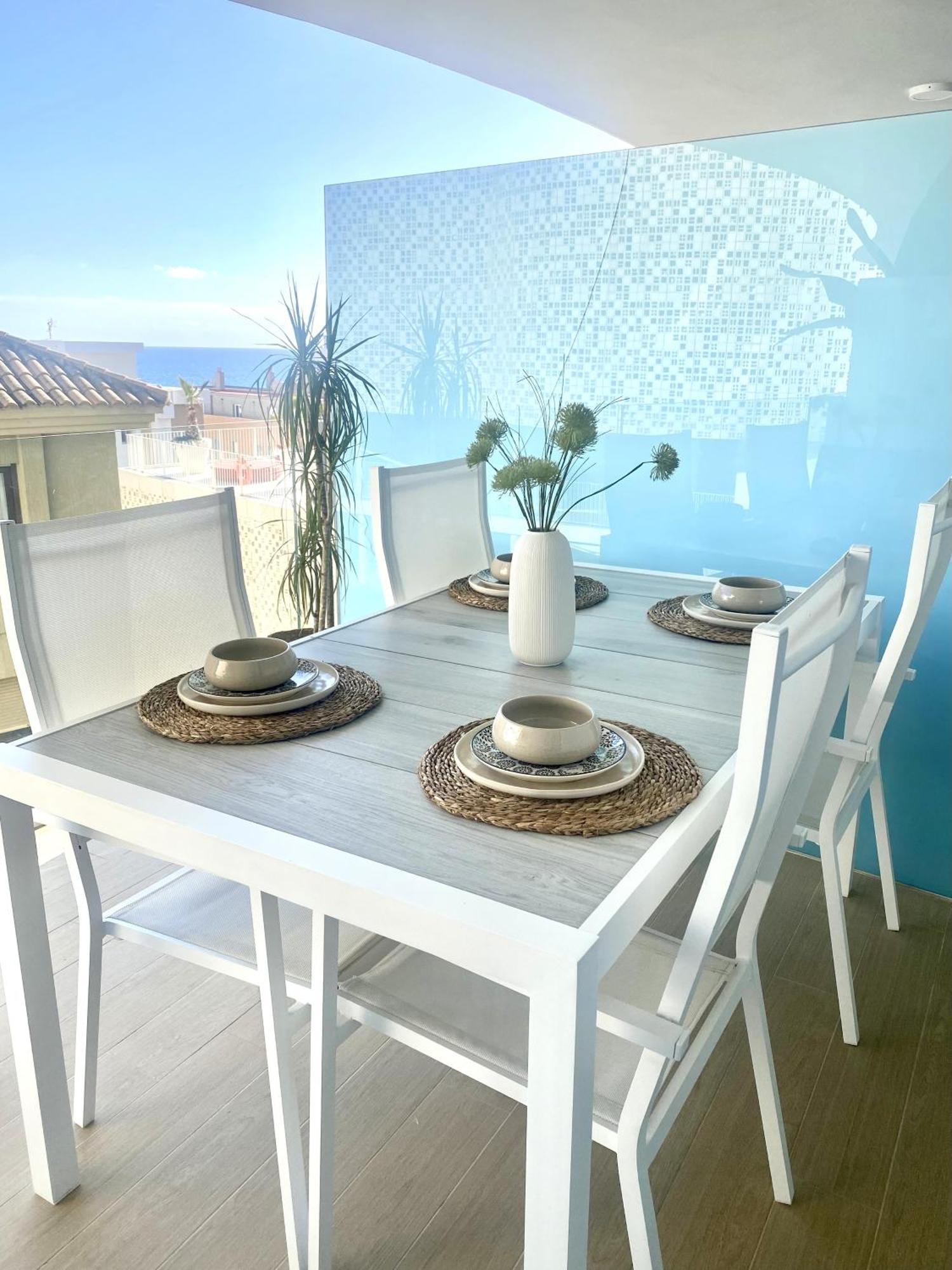 Fantastic Apartment In The Wave Just Steps From Carvajal Beach - Pool And Free Parking Fuengirola Exterior foto